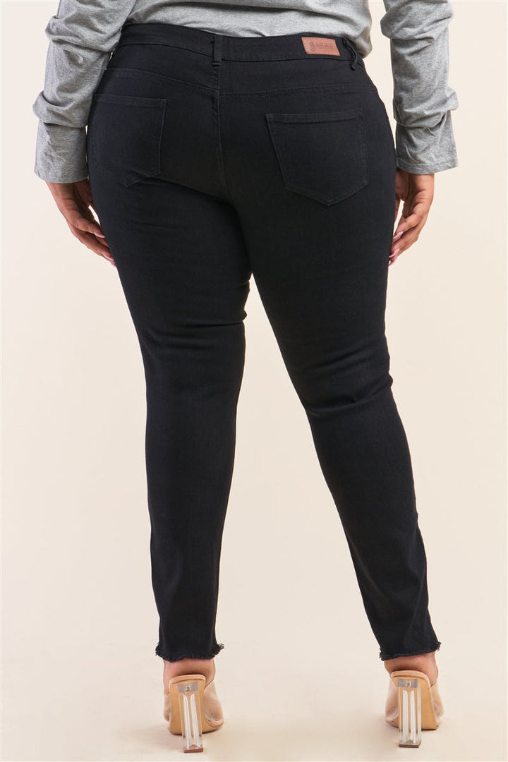 Plus Size Solid Black Low-Mid Rise Tight Fit Ripped Denim Jeans